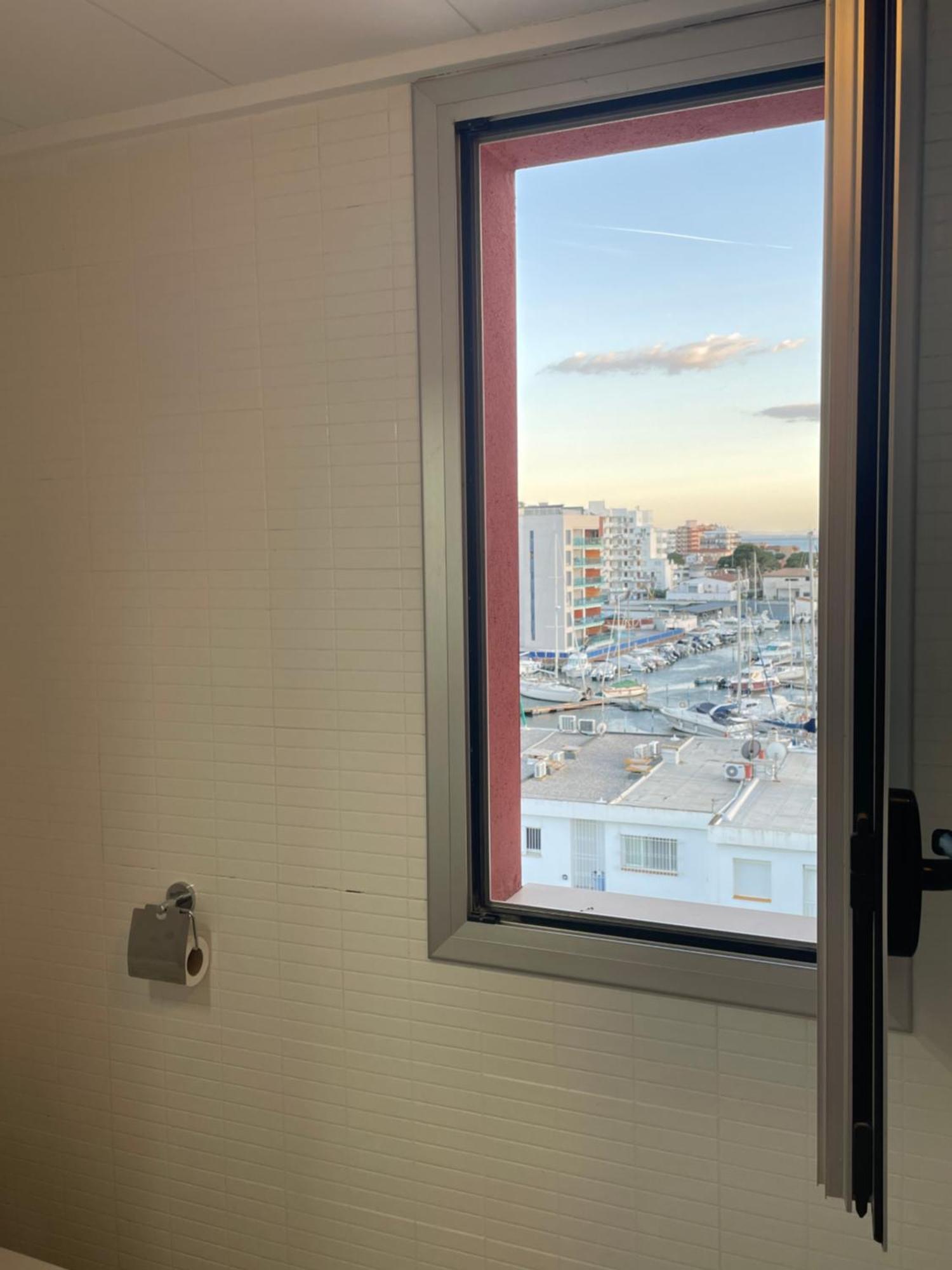 Magnifico Apartamento Cerca De La Playa Con Piscina - โรเซส ภายนอก รูปภาพ